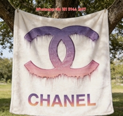 Chanel Gradient Drip CC Logo Flannel Sofa Throw Blanket IMG_7032